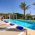 Coral * Dénia