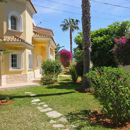 Coral Villa *